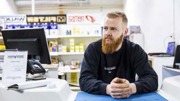 silmukkatien autohuolto banner
